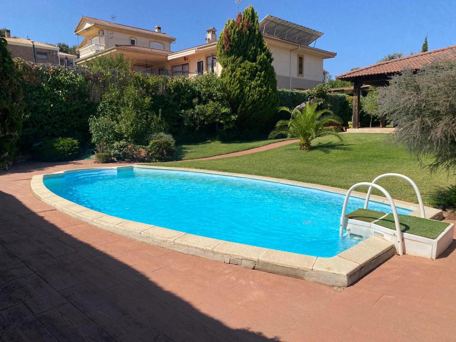منزل الضيف Caces  في Jardin De La Yedra المظهر الخارجي الصورة